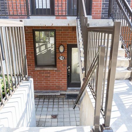 Appartement Beautiful Townhouse Near Yorkdale Mall, Wilson Subway à Toronto Extérieur photo